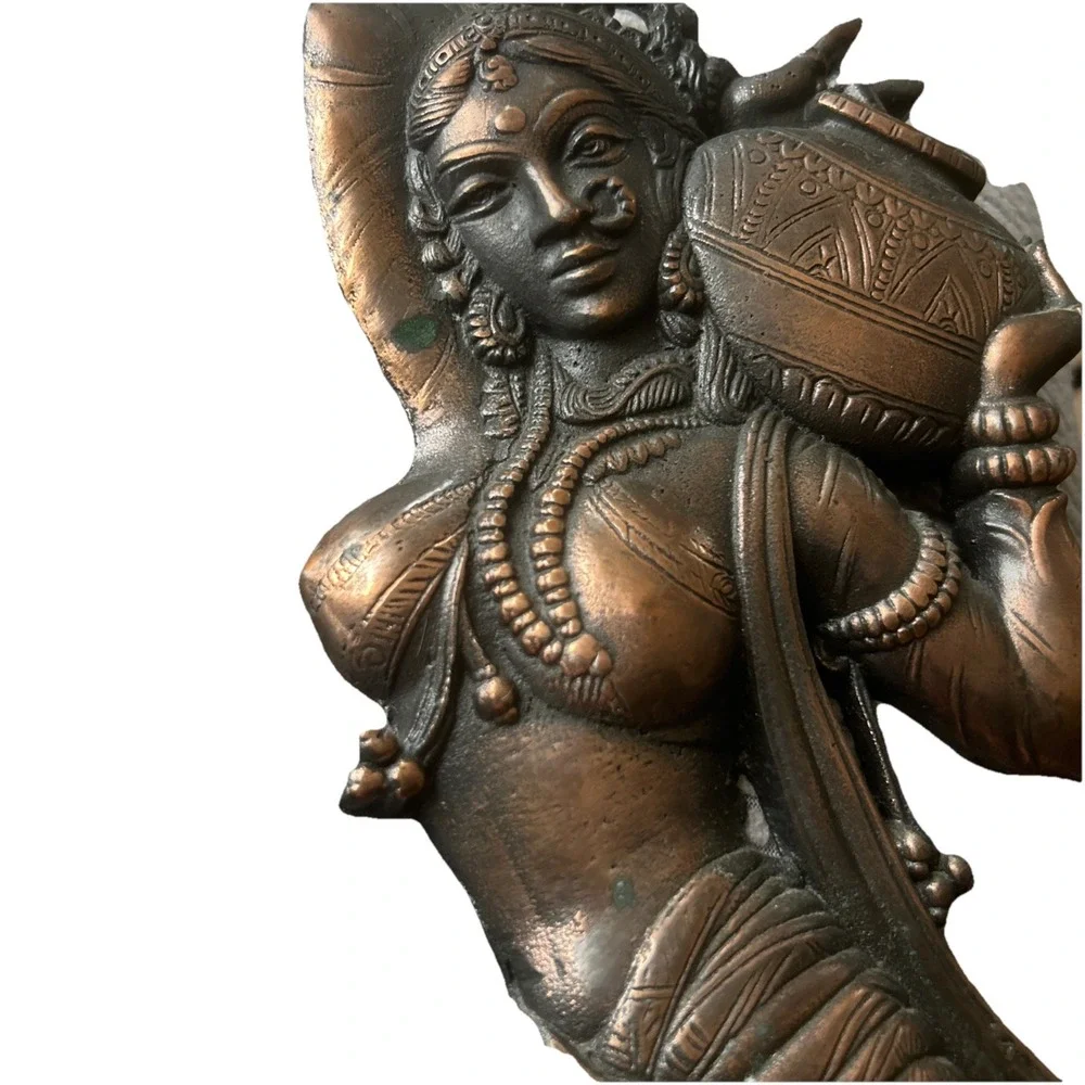 Metal India Moroccan Lady Woman Wall Décor Wall Hanging Exotic Holding Pot Dress